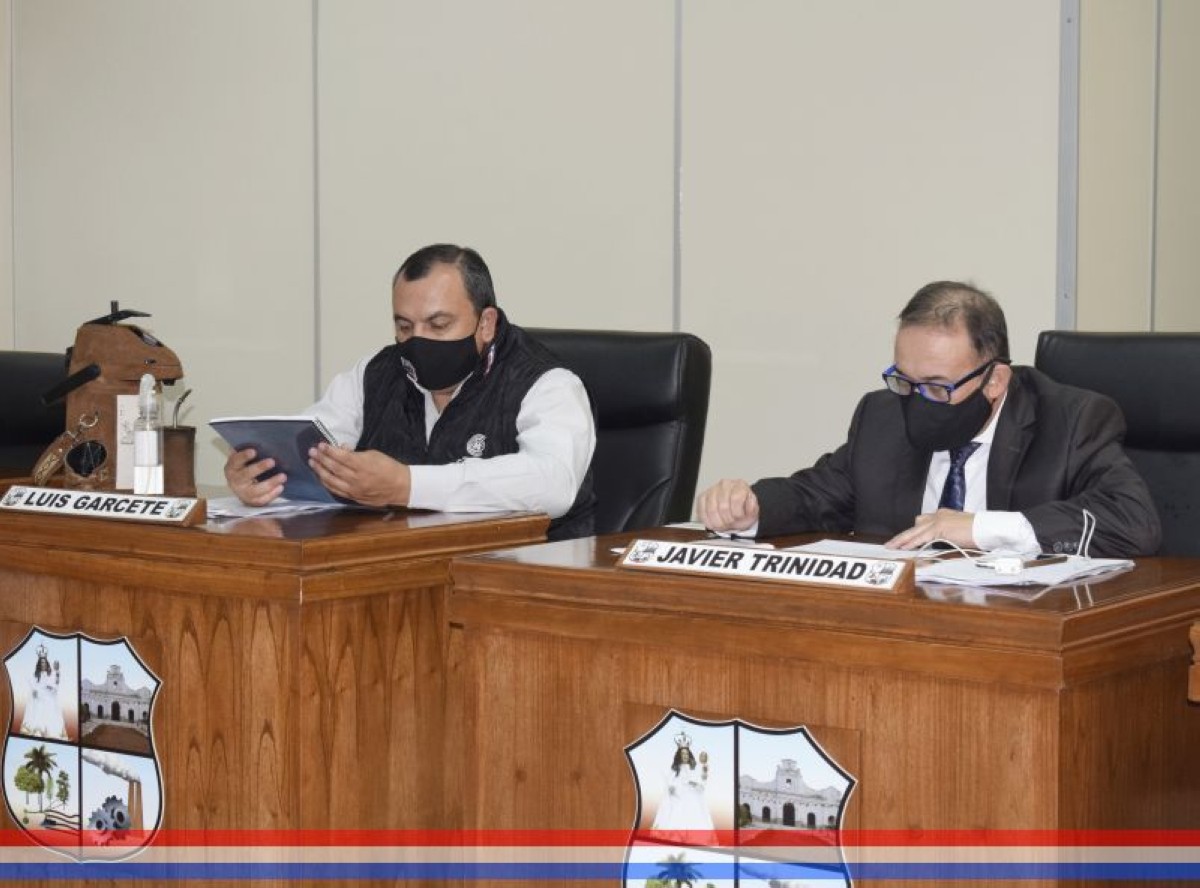 Foto 13 de SESION ORDINARIA DE LA JUNTA MUNICIPAL DE CAPIATA: Notas Recibidas, Nota Remitida y Expedientes Dictaminados