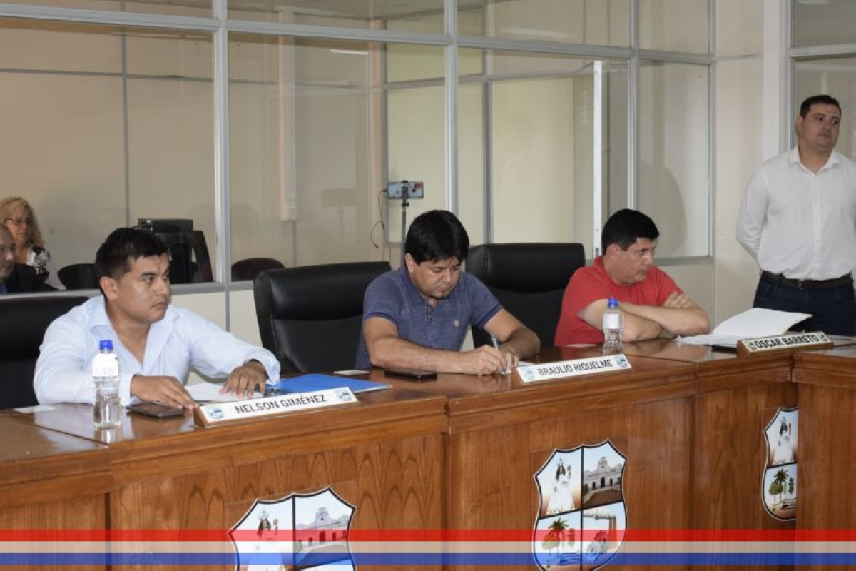 Foto 11 de SESION ORDINARIA DE LA JUNTA MUNICIPAL DE CAPIATA: Notas Recibidas, Nota Remitida y Expedientes Dictaminados