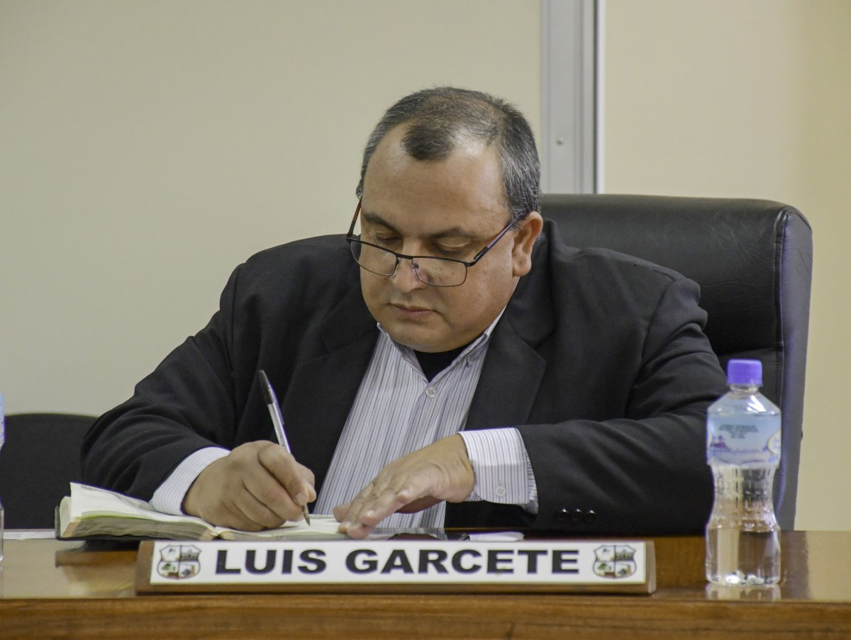 Foto 8 de SESION ORDINARIA DE LA JUNTA MUNICIPAL DE CAPIATA: Notas Recibidas, Nota Remitida y Expedientes Dictaminados