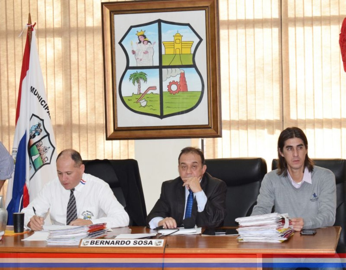 Foto 21 de SESION ORDINARIA DE LA JUNTA MUNICIPAL DE CAPIATA: Notas Recibidas, Nota Remitida y Expedientes Dictaminados