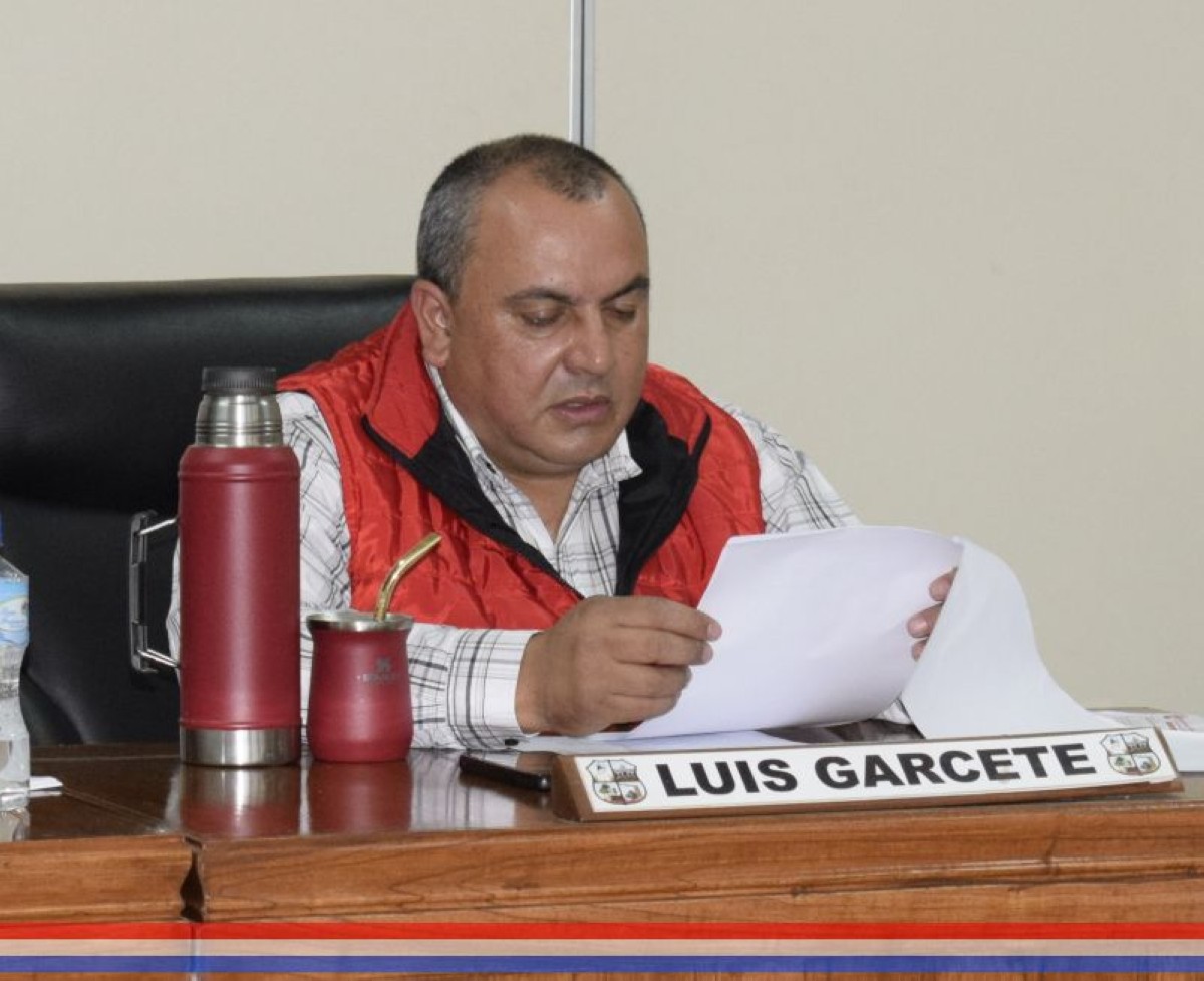 Foto 7 de SESION ORDINARIA DE LA JUNTA MUNICIPAL DE CAPIATA: Notas Recibidas, Notas Remitidas y Expedientes Dictaminados