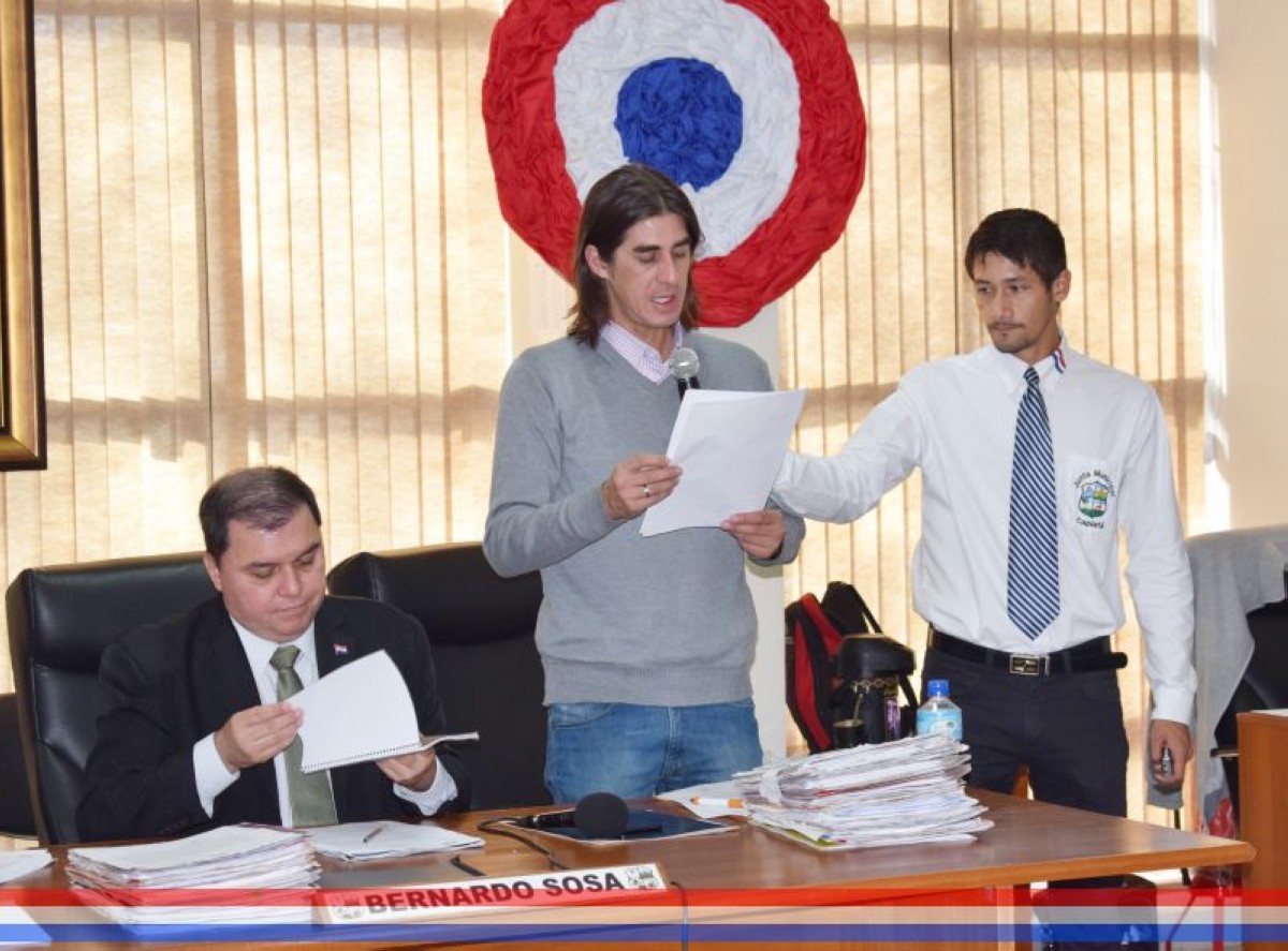 Foto 26 de SESION ORDINARIA DE LA JUNTA MUNICIPAL DE CAPIATA: Notas Recibidas, Nota Remitida y Expedientes Dictaminados