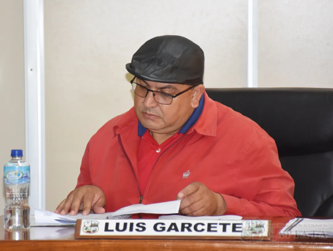 Foto 8 de SESION ORDINARIA DE LA JUNTA MUNICIPAL DE CAPIATA: Notas Recibidas y Expedientes Dictaminados