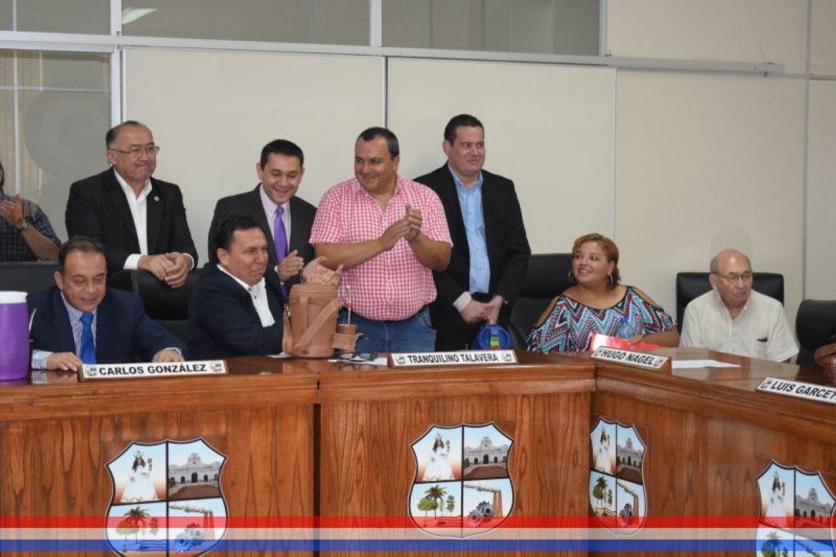 Foto 16 de Reconocimiento a Don Arsenio Salinas como "Ciudadano Ilustre de Capiatá"