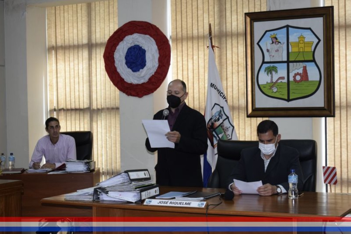 Foto 1 de SESION ORDINARIA DE LA JUNTA MUNICIPAL DE CAPIATA: Notas Recibidas, Nota Remitida y Expedientes Dictaminados