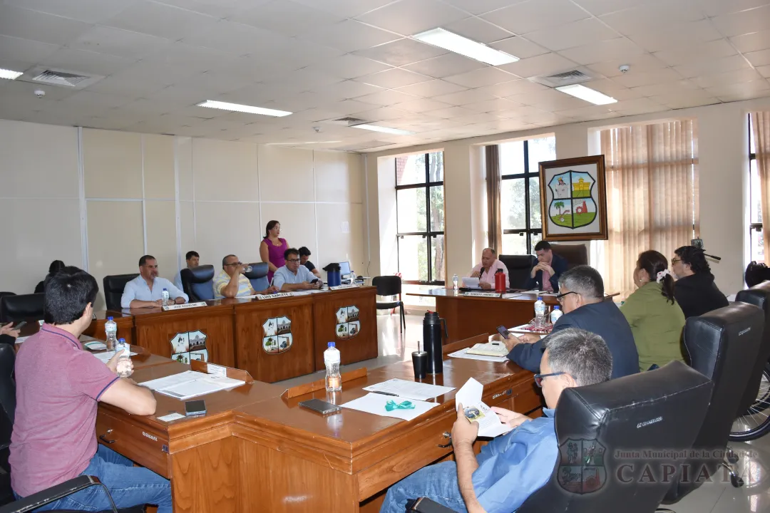 Foto 15 de SESION ORDINARIA DE LA JUNTA MUNICIPAL DE CAPIATA: Notas Recibidas, Nota Remitida y Expedientes Dictaminados