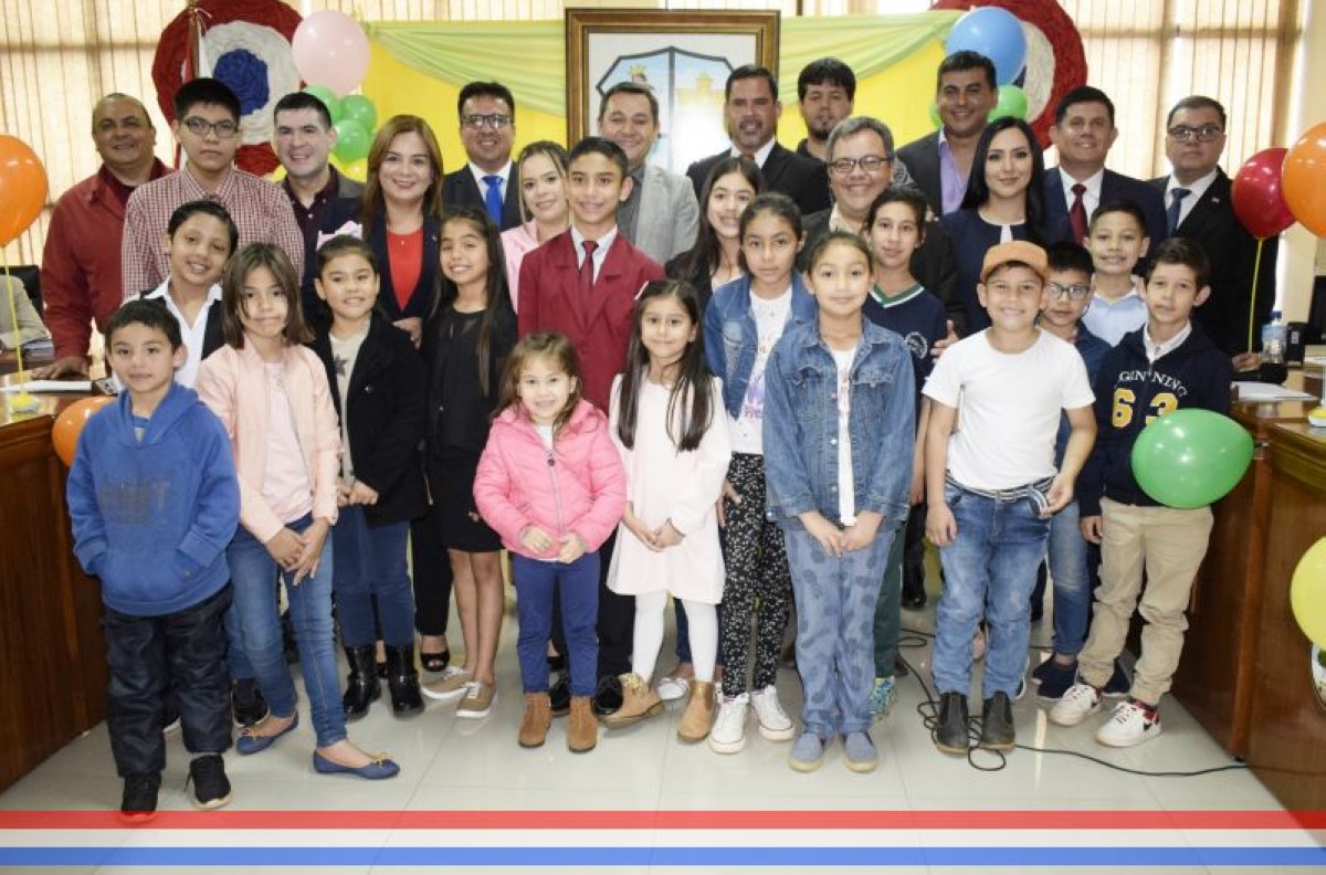 Foto 37 de Niños y Niñas Concejales Municipales presentaron propuestas más que interesantes para nuestra comunidad