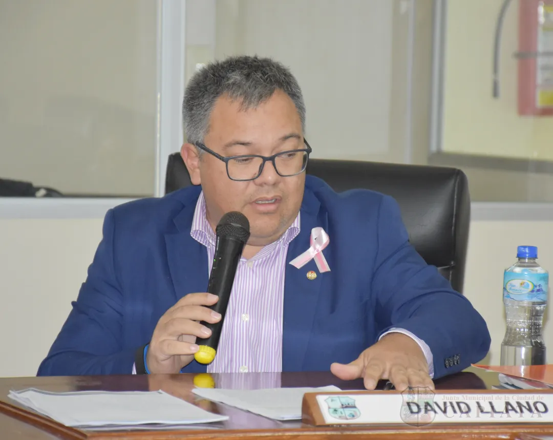 Foto 17 de SESION ORDINARIA DE LA JUNTA MUNICIPAL DE CAPIATA: Notas Recibidas y Expedientes Dictaminados