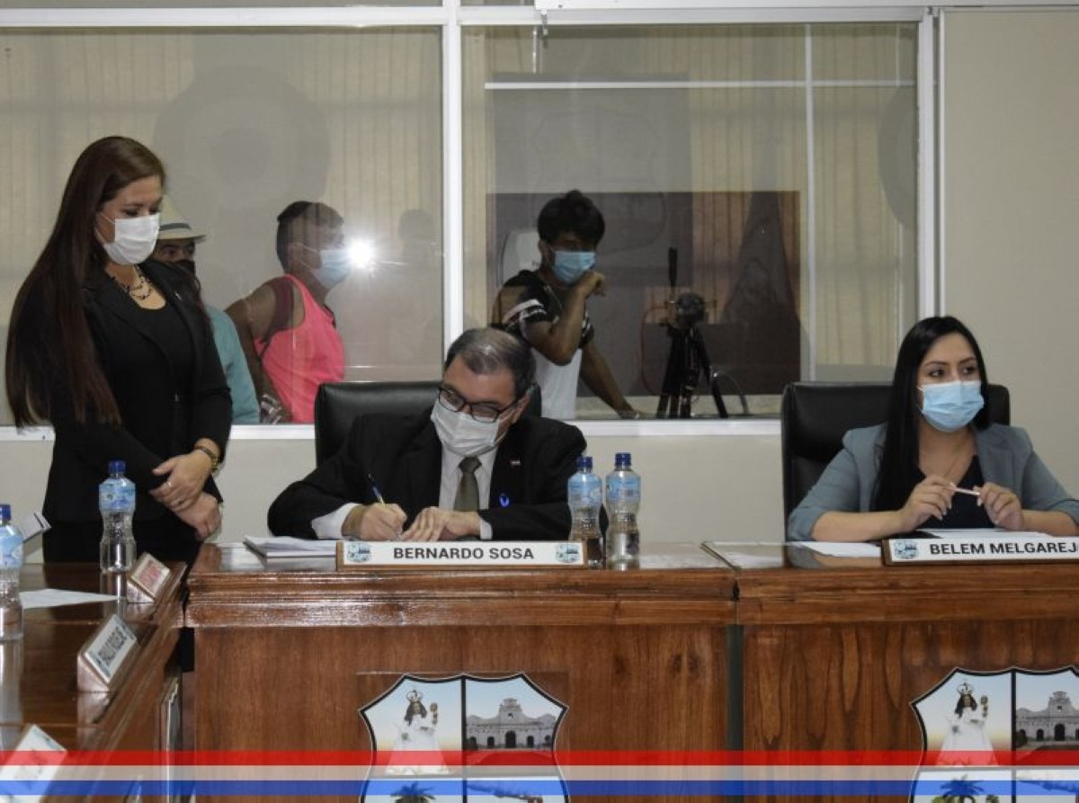 Foto 12 de SESION ORDINARIA DE LA JUNTA MUNICIPAL DE CAPIATA: Notas Recibidas, Nota Remitida y Expedientes Dictaminados
