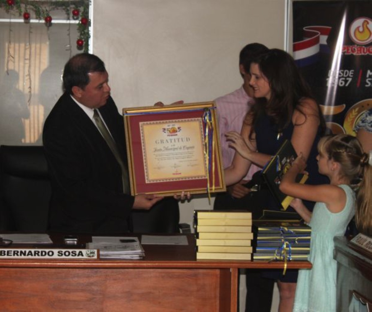 Foto 31 de Entrega de reconocimiento de Ciudadanía Ilustre a miembros de la familia Ceuppens – Talavera
