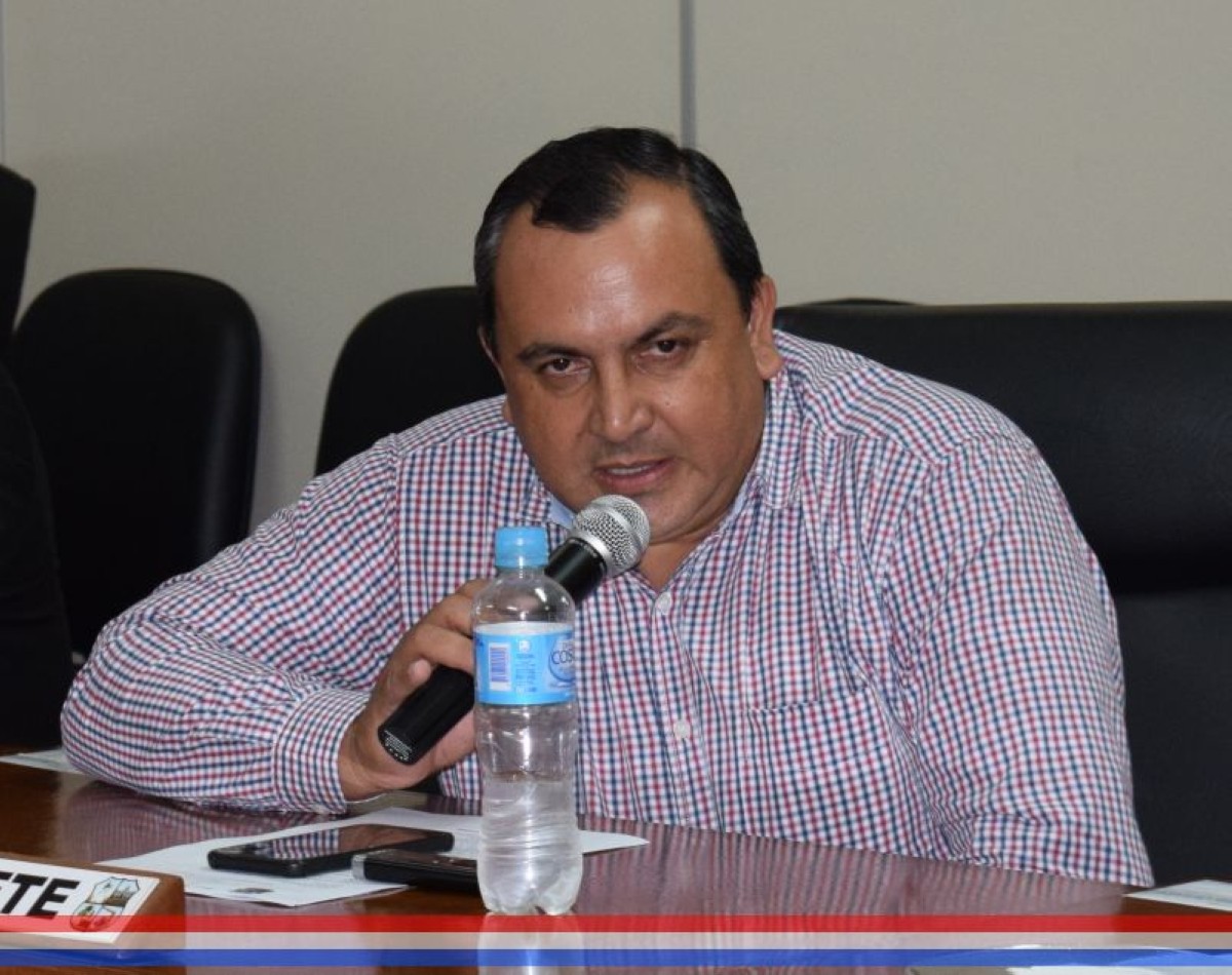Foto 2 de Proponen llevar a cabo reunión de trabajo con el ministro de Obras Públicas y la empresa encargada de la ampliación y mejoramiento de la ruta II