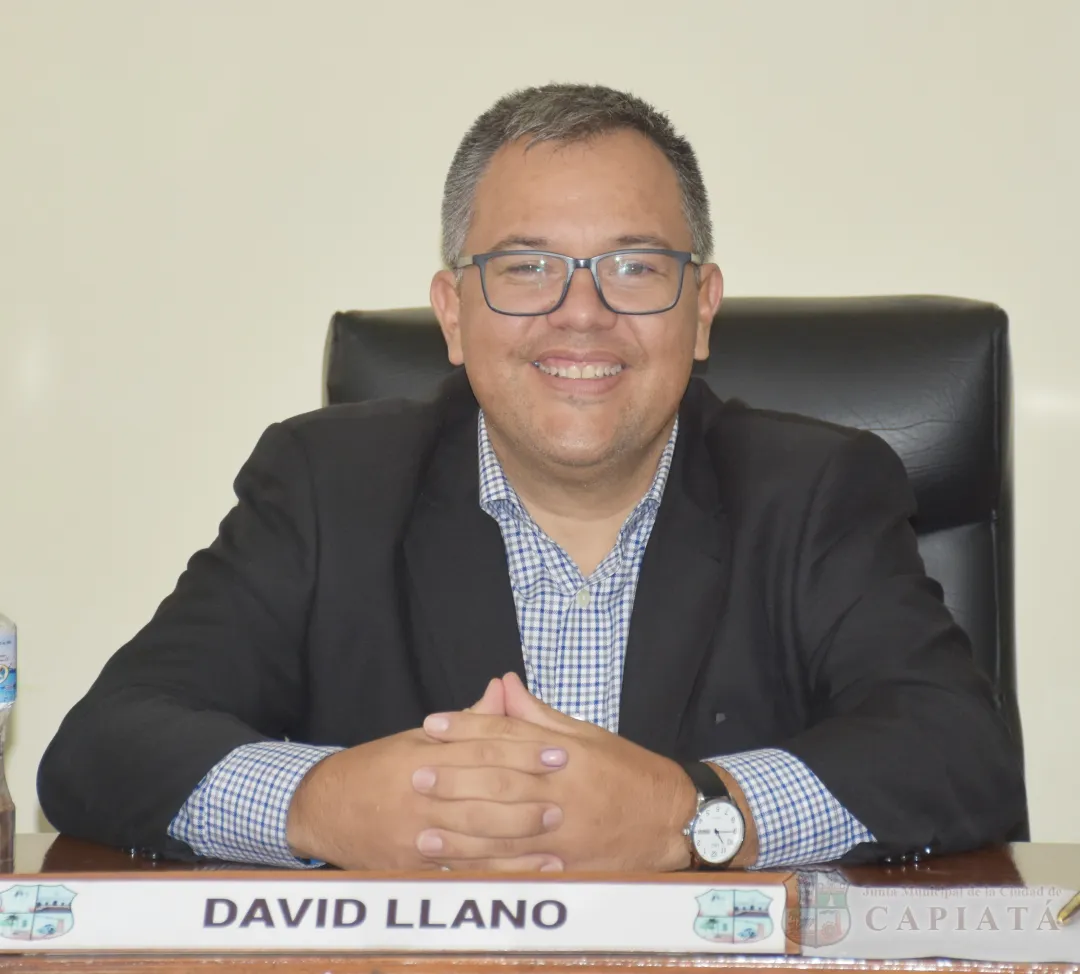 Foto 11 de SESION ORDINARIA DE LA JUNTA MUNICIPAL DE CAPIATA: Notas Recibidas y Expedientes Dictaminados