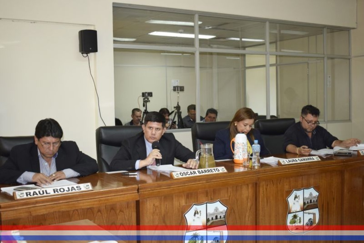 Foto 5 de SESION ORDINARIA DE LA JUNTA MUNICIPAL DE CAPIATA: Notas Recibidas, Nota Remitida y Expedientes Dictaminados