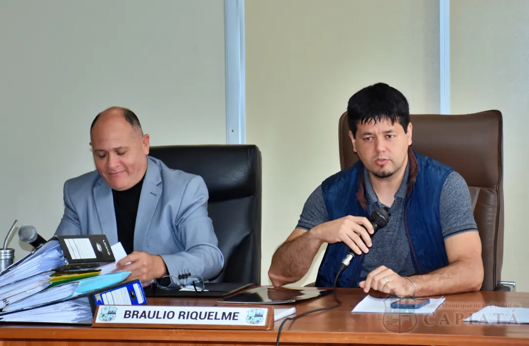 Foto 2 de A partir de junio, la Comuna implementará Terminal de Autogestión Municipal para habilitaciones vehiculares