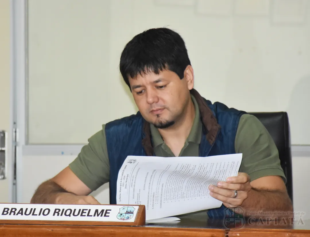 Foto 18 de SESION ORDINARIA DE LA JUNTA MUNICIPAL DE CAPIATA: Notas Recibidas, Nota Remitida y Expedientes Dictaminados