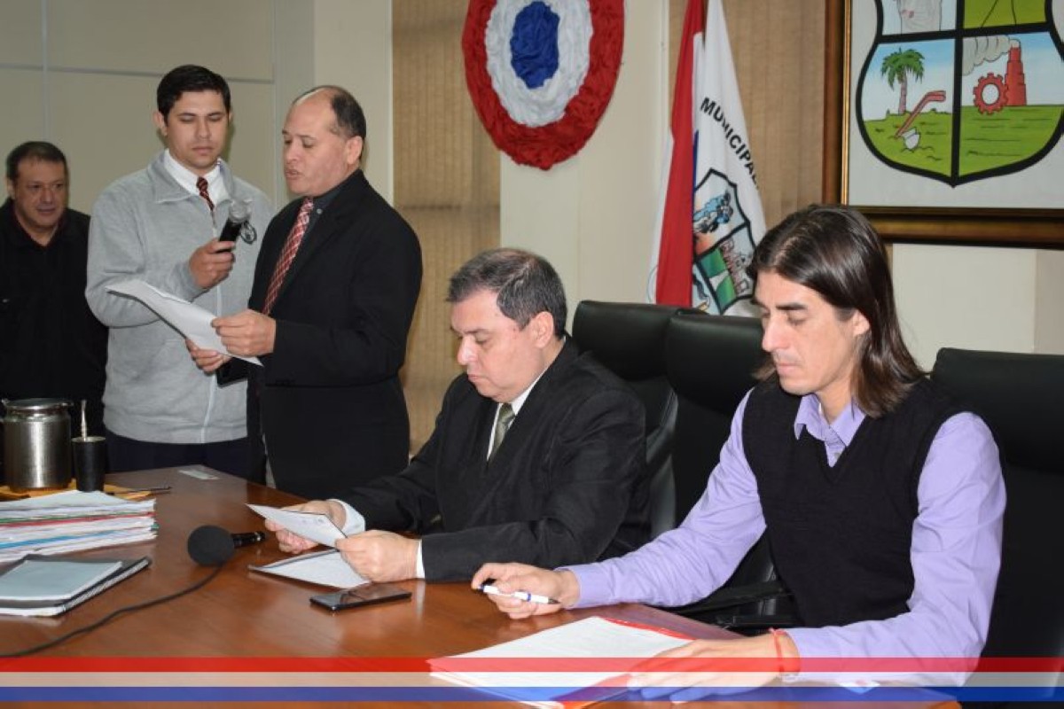 Foto 1 de SESION ORDINARIA DE LA JUNTA MUNICIPAL DE CAPIATA: Notas Recibidas, Nota Remitida y Expedientes Dictaminados