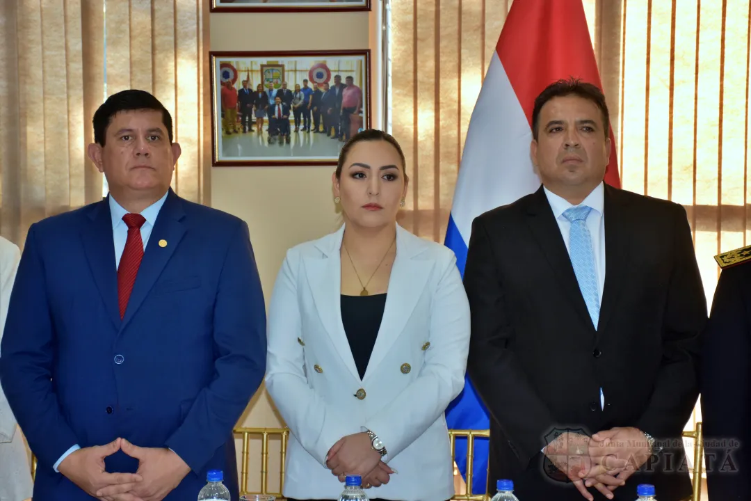 Foto 69 de Acto de reconocimiento como “Ciudadano Ilustre de Capiatá” al Comandante de la Policía Nacional, Crio. Gral. César Silguero Lobos