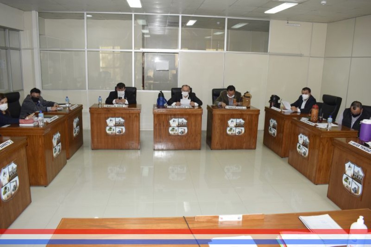 Foto 16 de SESION ORDINARIA DE LA JUNTA MUNICIPAL DE CAPIATA: Notas Recibidas, Notas Remitidas y Expedientes Dictaminados