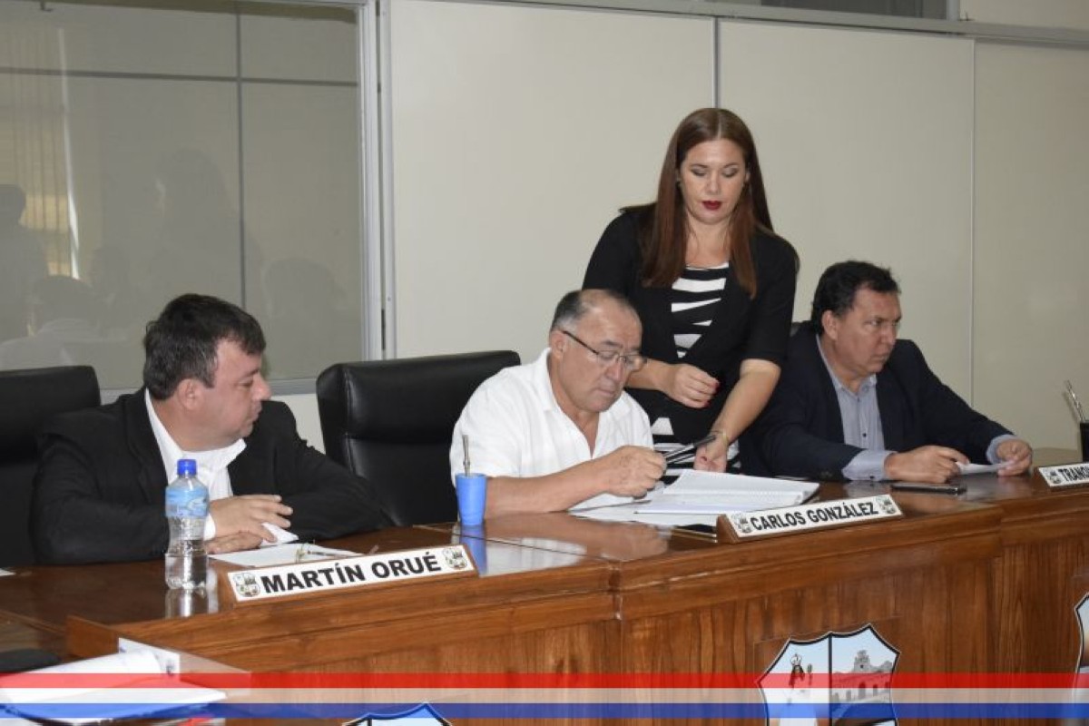 Foto 6 de SESION ORDINARIA DE LA JUNTA MUNICIPAL DE CAPIATA: Notas Recibidas, Nota Remitida y Expedientes Dictaminados