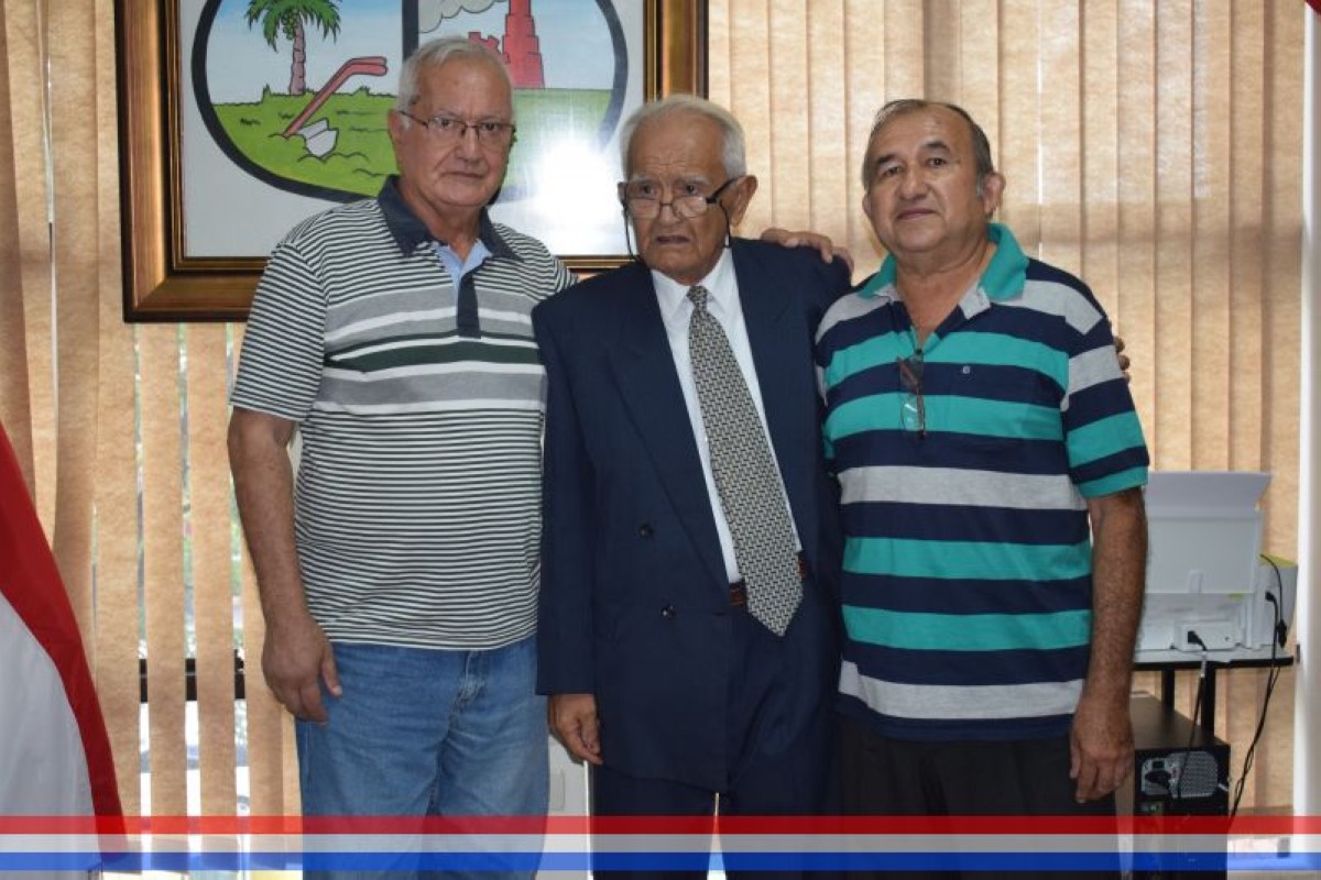 Foto 33 de Reconocimiento a Don Arsenio Salinas como "Ciudadano Ilustre de Capiatá"
