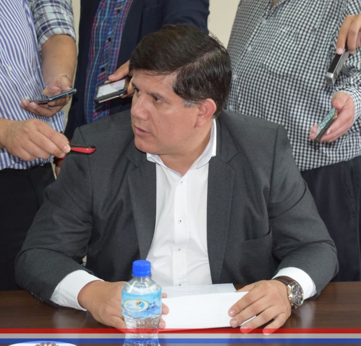 Foto 2 de Concejal Tranquilino Talavera solicita informe al Ejecutivo Municipal sobre la remoción del representante municipal ante la Junta de Saneamiento de Posta Ybyraró