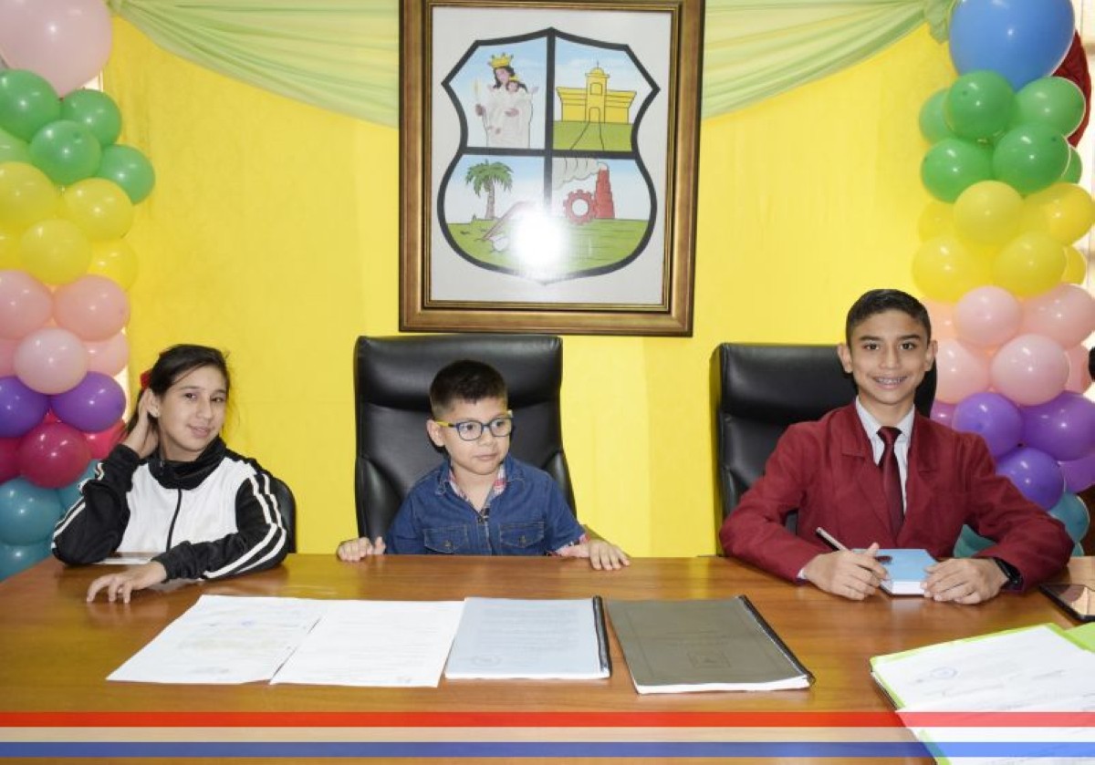 Foto 36 de Niños y Niñas Concejales Municipales presentaron propuestas más que interesantes para nuestra comunidad