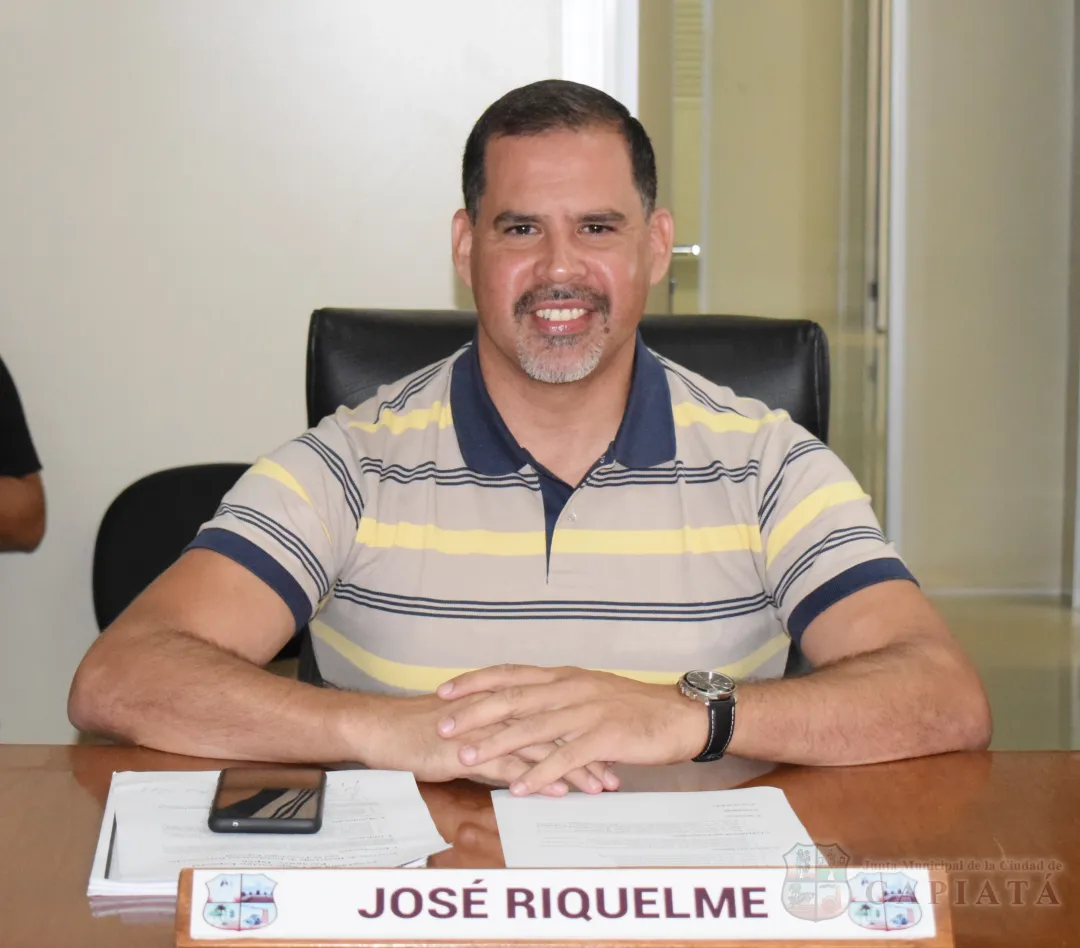 Foto 3 de SESION ORDINARIA DE LA JUNTA MUNICIPAL DE CAPIATA: Notas Recibidas y Expedientes Dictaminados