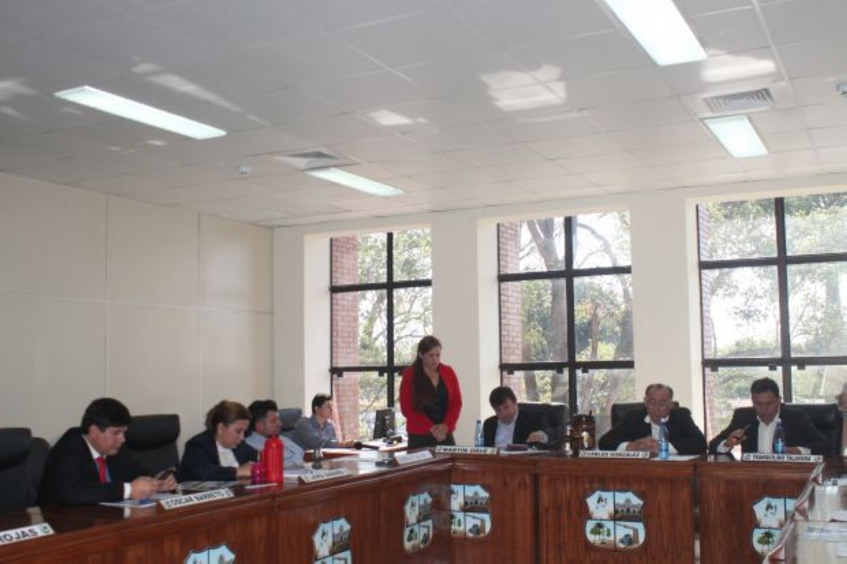 Foto 4 de SESION ORDINARIA DE LA JUNTA MUNICIPAL DE CAPIATA: Expedientes Dictaminados