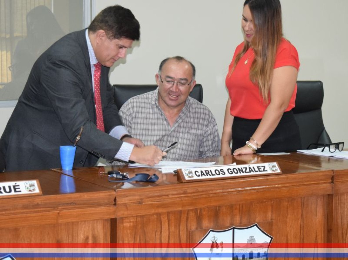 Foto 4 de Aprueban adenda al pliego de bases y condiciones del llamado a Licitación "Revitalización del Parque Ecológico en ruta 2 y de la Plaza Lineal en ruta 1"