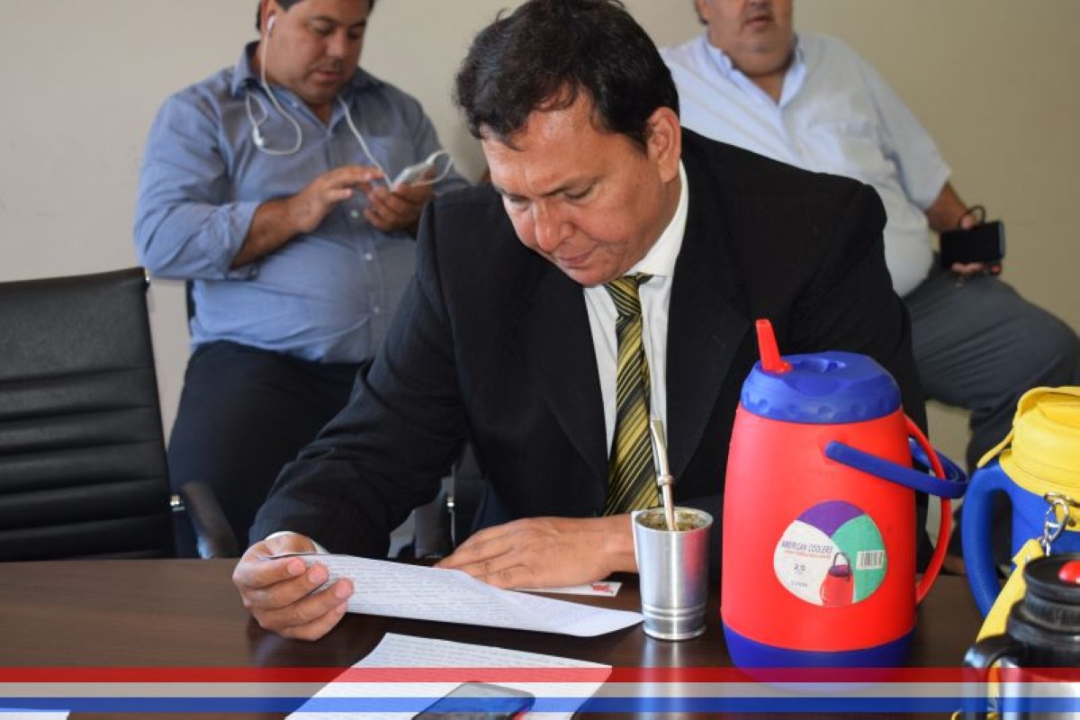 Foto 12 de SESION ORDINARIA DE LA JUNTA MUNICIPAL DE CAPIATA Expedientes Dictaminados y Notas Recibidas