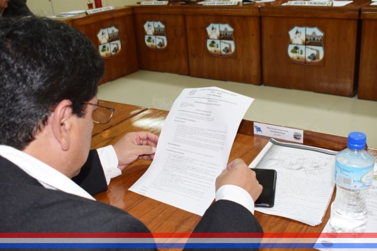 Foto 10 de SESION ORDINARIA DE LA JUNTA MUNICIPAL DE CAPIATA: Notas Recibidas, Nota Remitida y Expedientes Dictaminados