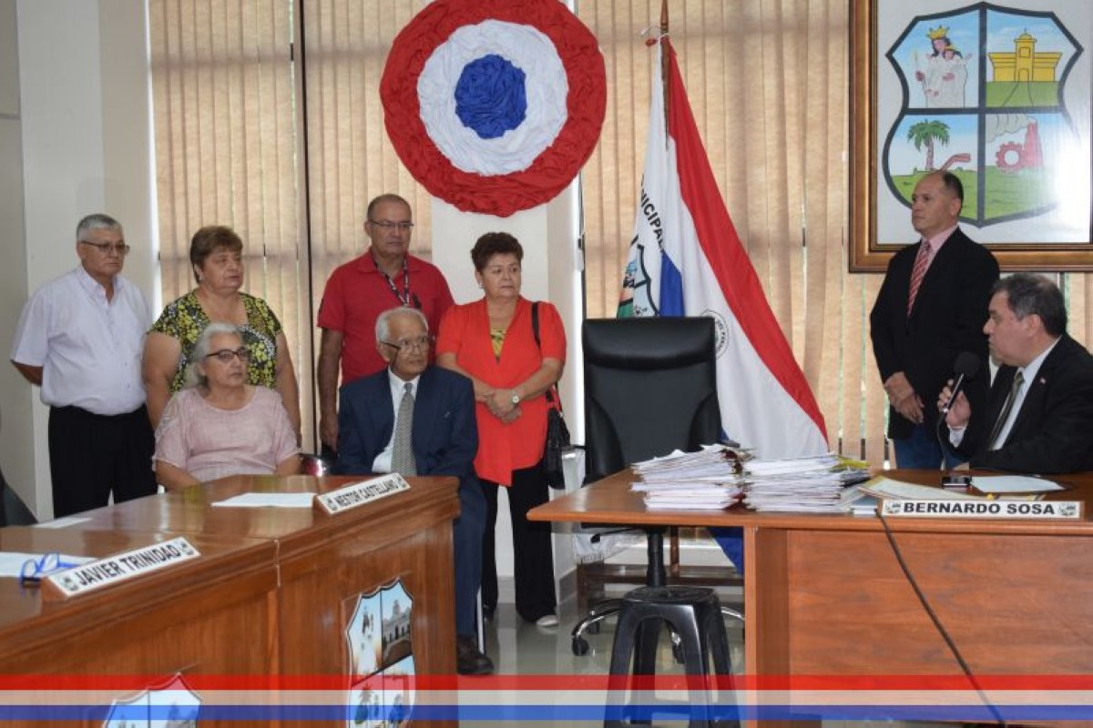 Foto 2 de Reconocimiento a Don Arsenio Salinas como "Ciudadano Ilustre de Capiatá"