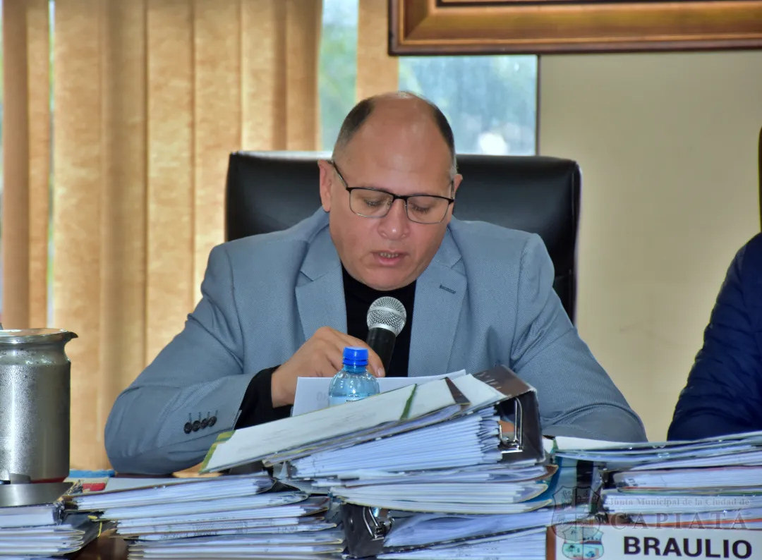 Foto 12 de SESION ORDINARIA DE LA JUNTA MUNICIPAL DE CAPIATA: Notas Recibidas y Expedientes Dictaminados