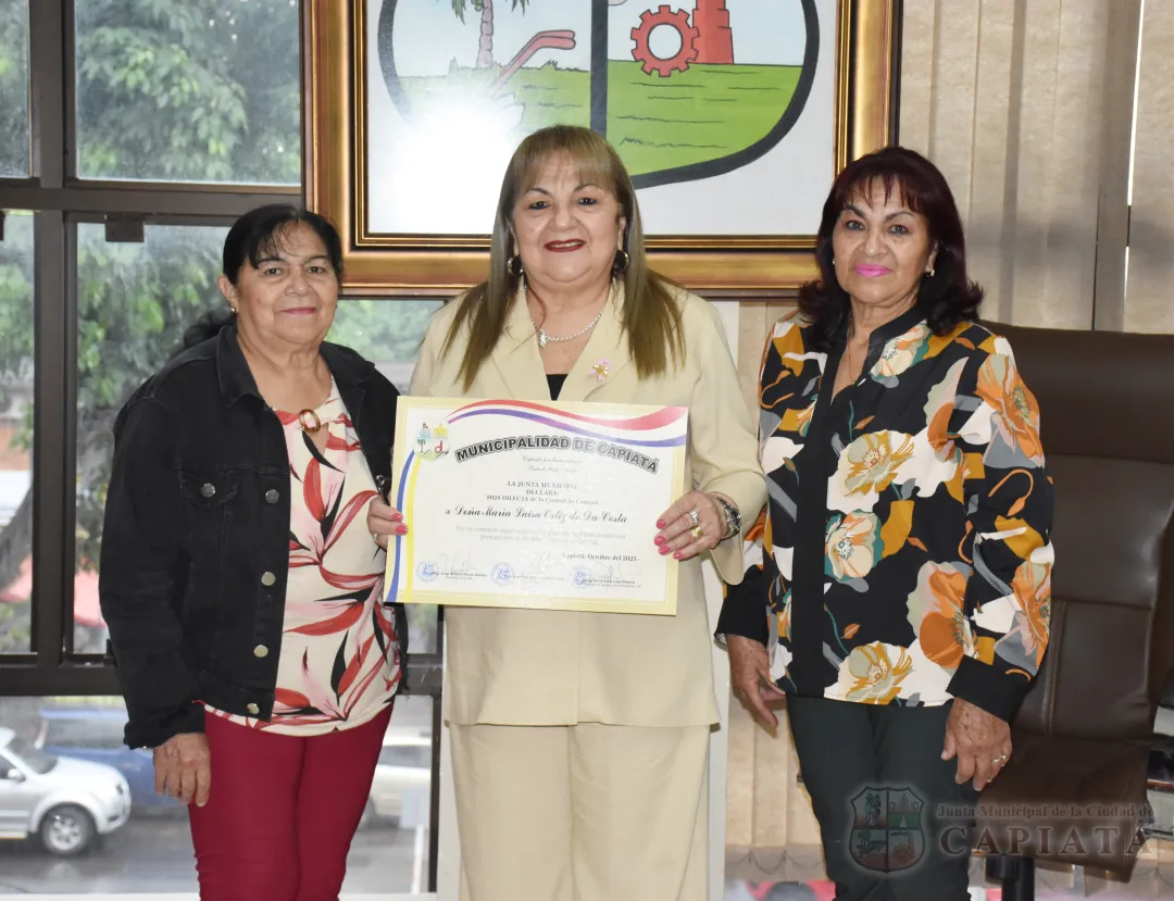 Foto 1 de Doña María Luisa Ortiz de Da Costa es reconocida como “Hija Dilecta de la ciudad de Capiatá