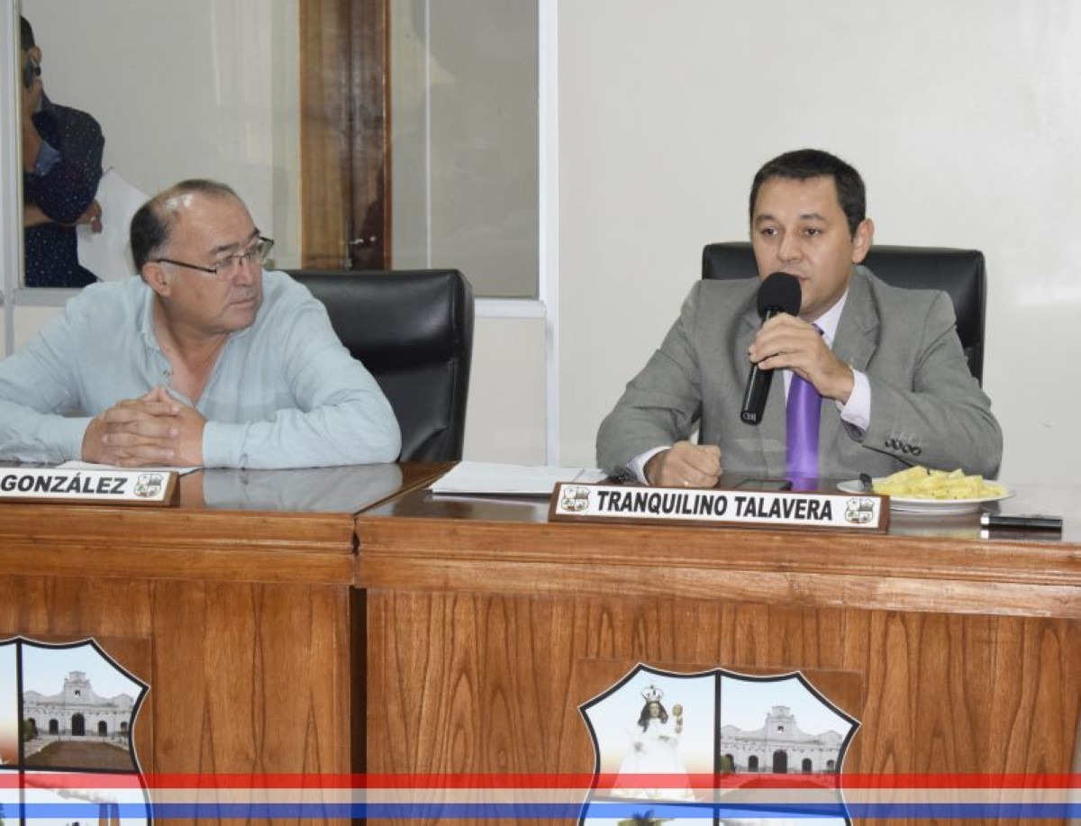 Foto 5 de SESION ORDINARIA DE LA JUNTA MUNICIPAL DE CAPIATA: Notas Recibidas y Expedientes Dictaminados