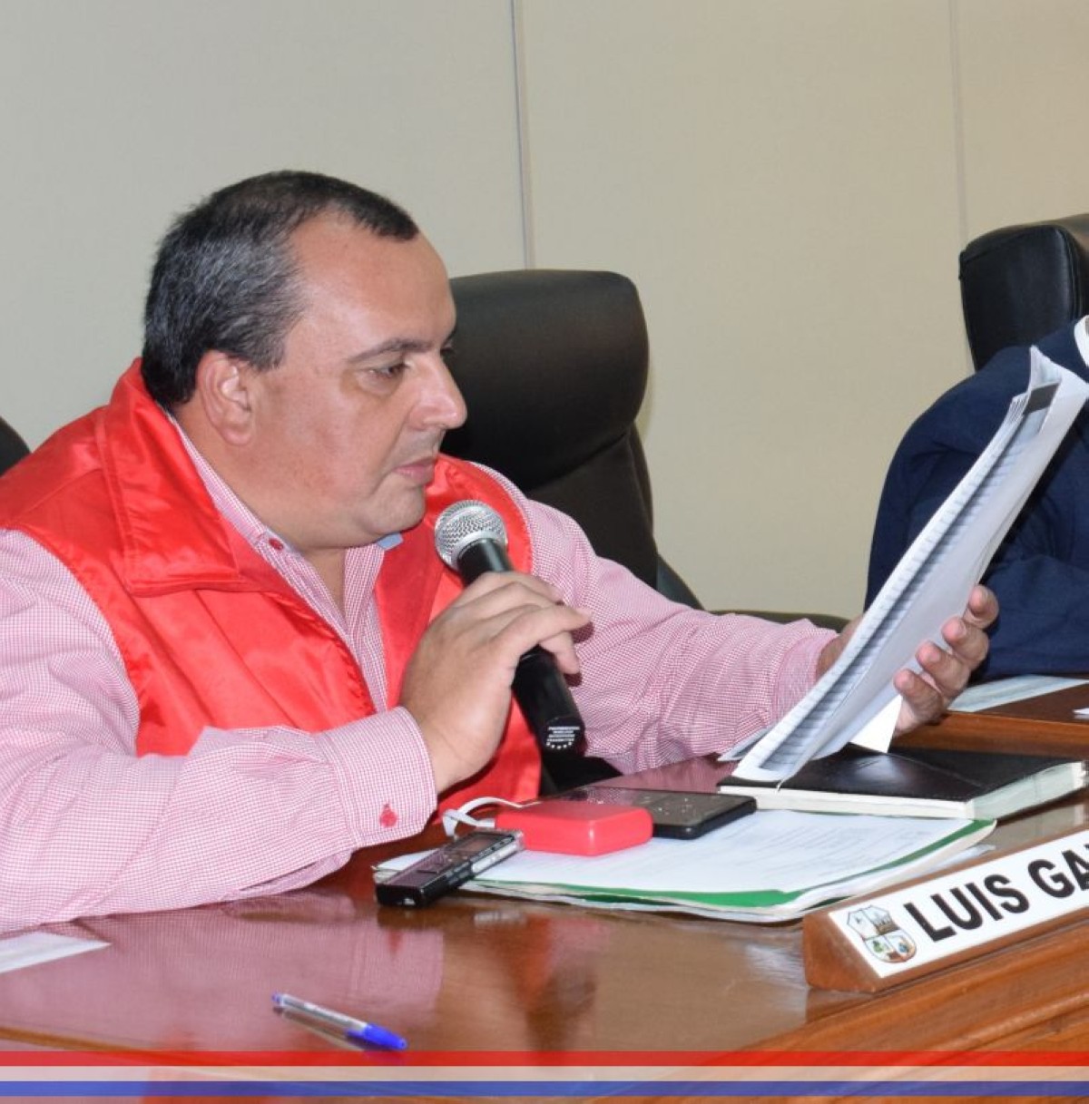 Foto 3 de SESION EXTRAORDINARIA DE LA JUNTA MUNICIPAL DE CAPIATA: Notas Recibidas, Nota Remitida y Expedientes Dictaminados