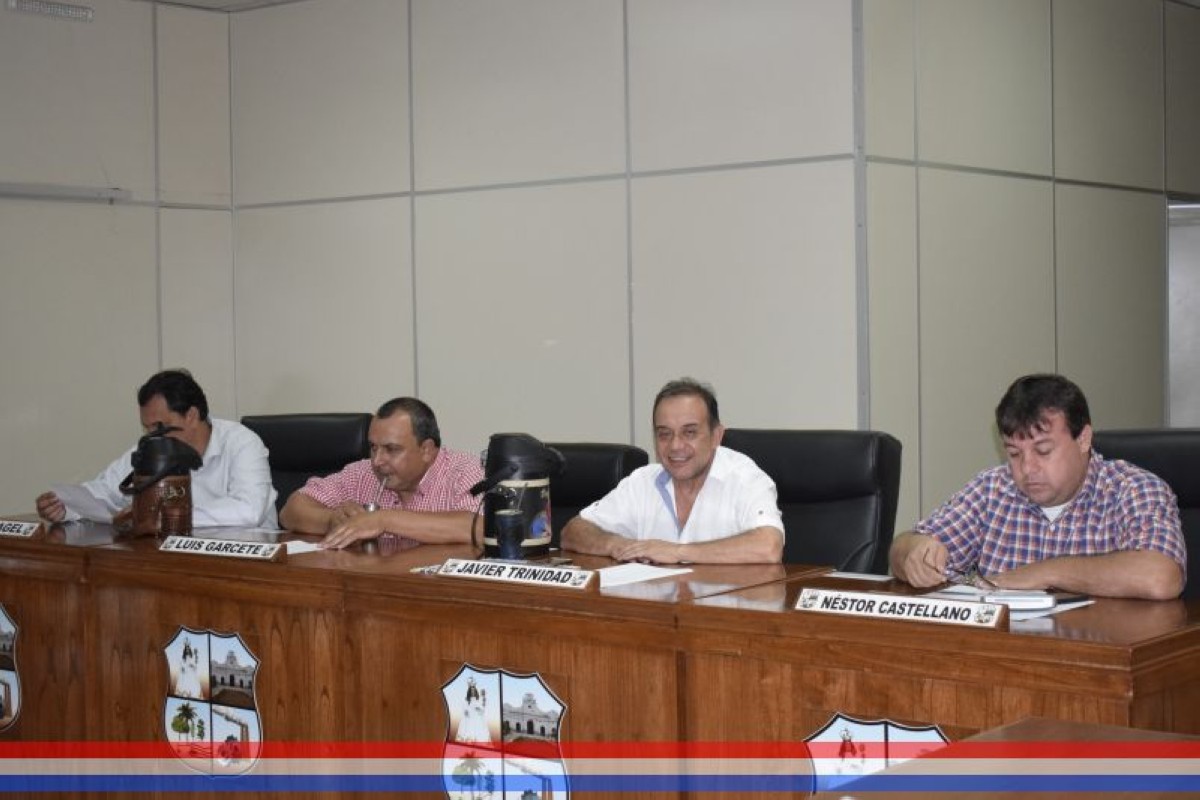Foto 1 de Aprobaron pliego de bases y condiciones para el llamado a Licitación Pública Nacional Nº 1/2020 "Construcciones y reparaciones en instituciones educativas"
