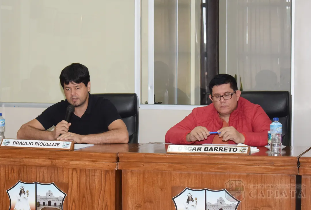 Foto 1 de SESION ORDINARIA DE LA JUNTA MUNICIPAL DE CAPIATA: Notas Recibidas y Expedientes Dictaminados