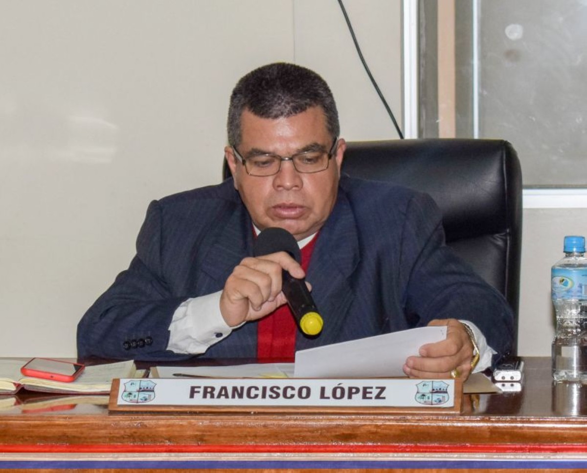 Foto 11 de SESION ORDINARIA DE LA JUNTA MUNICIPAL DE CAPIATA: Notas Recibidas, Nota Remitida y Expedientes Dictaminados