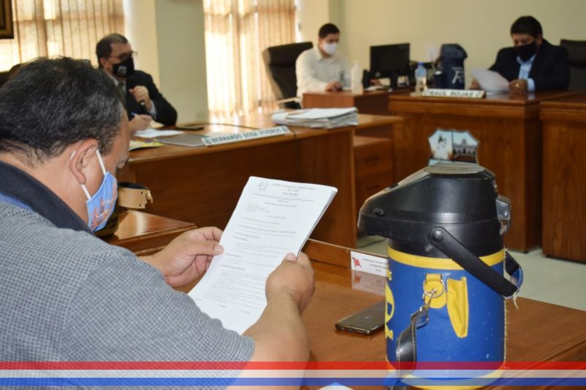 Foto 2 de SESION ORDINARIA DE LA JUNTA MUNICIPAL DE CAPIATA: Notas Recibidas, Nota Remitida y Expedientes Dictaminados
