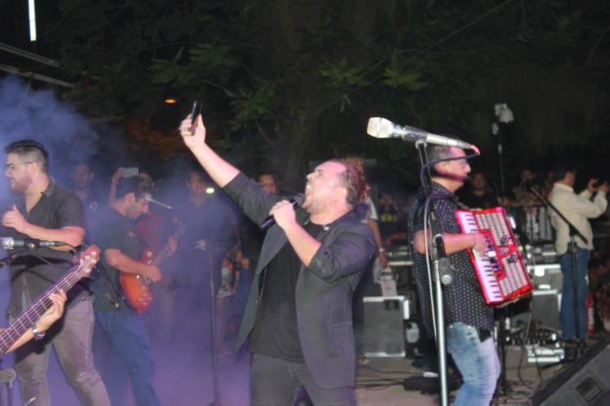 Foto 59 de ¡MAGNIFICA NOCHE CAPIATEÑA!