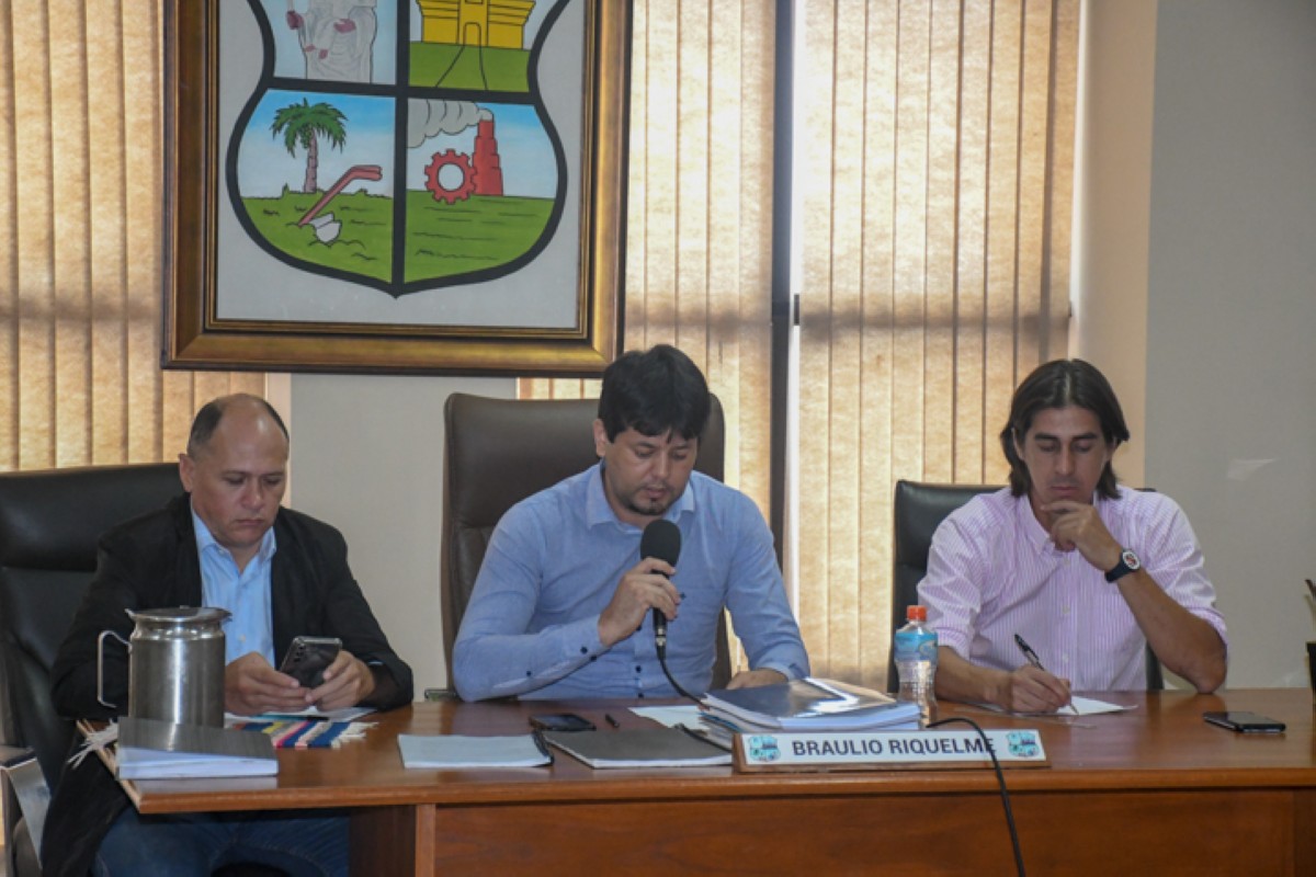 Foto 1 de Reglamentarán Ordenanza que regula la organización de torneos de fútbol amateur que se desarrollan en plazas públicas
