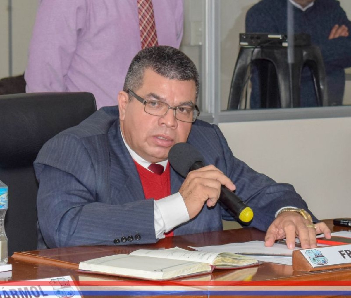 Foto 1 de Solicitan al Ejecutivo Municipal recapado asfáltico y reparación de empedrados de importantes tramos
