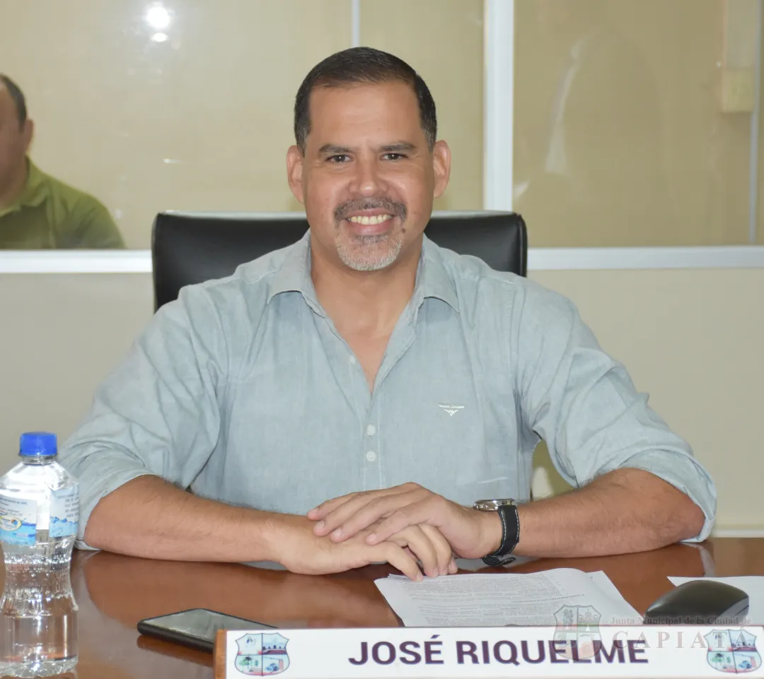 Foto 8 de SESION ORDINARIA DE LA JUNTA MUNICIPAL DE CAPIATA: Notas Recibidas y Expedientes Dictaminados