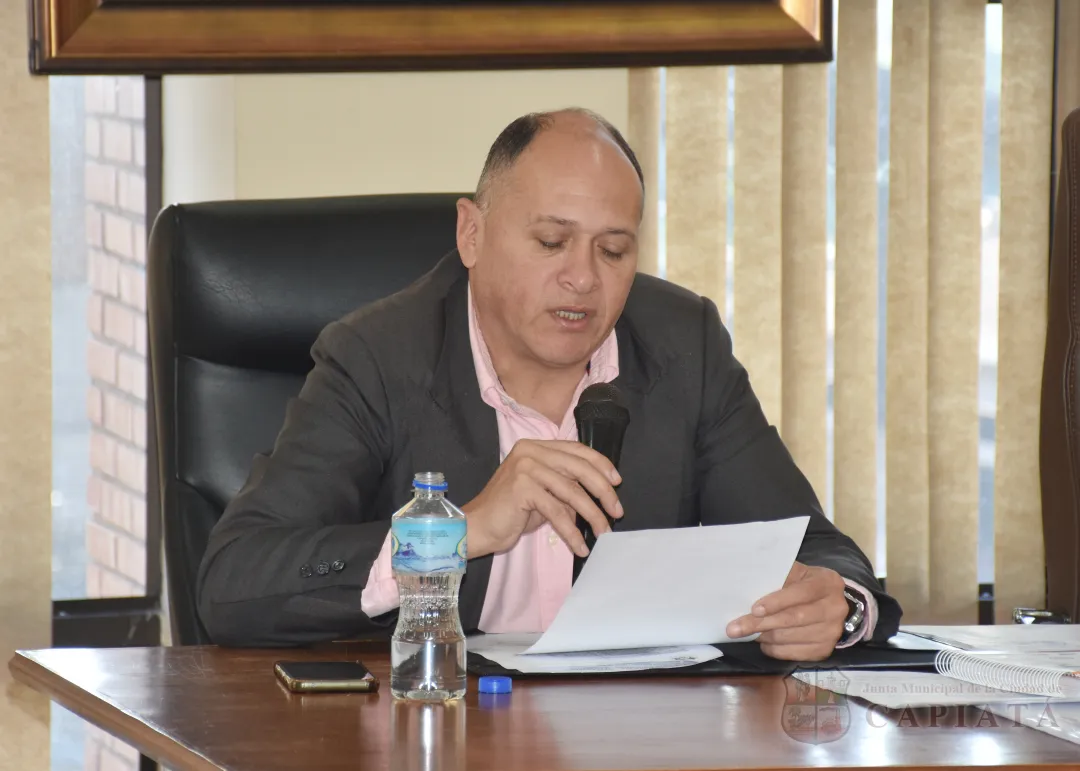 Foto 14 de SESION ORDINARIA DE LA JUNTA MUNICIPAL DE CAPIATA: Notas Recibidas, Nota Remitida y Expedientes Dictaminados