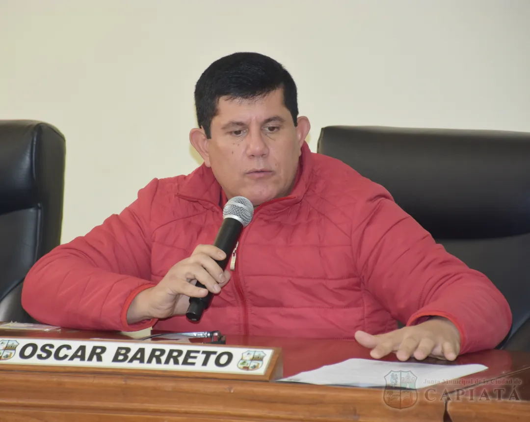 Foto 7 de SESION ORDINARIA DE LA JUNTA MUNICIPAL DE CAPIATA: Notas Recibidas y Expedientes Dictaminados