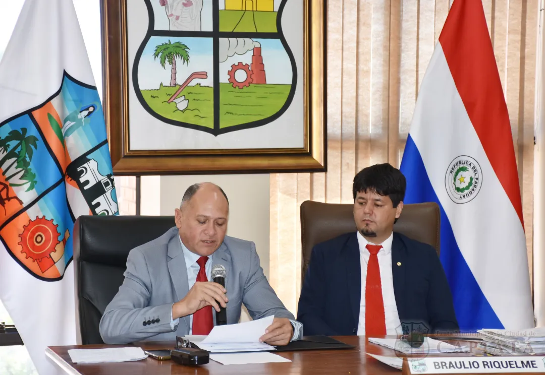 Foto 8 de SESION ORDINARIA DE LA JUNTA MUNICIPAL DE CAPIATA: Notas Recibidas y Expedientes Dictaminados