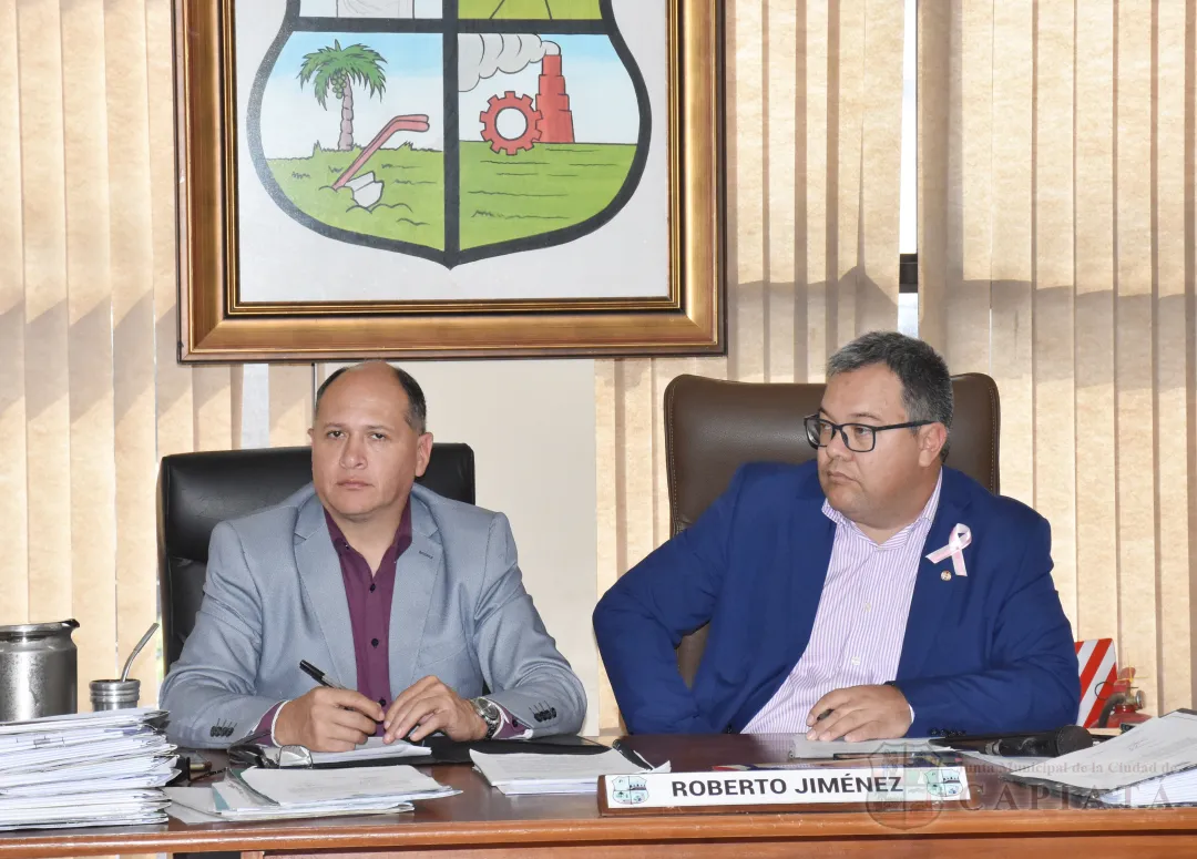 Foto 4 de SESION ORDINARIA DE LA JUNTA MUNICIPAL DE CAPIATA: Notas Recibidas y Expedientes Dictaminados