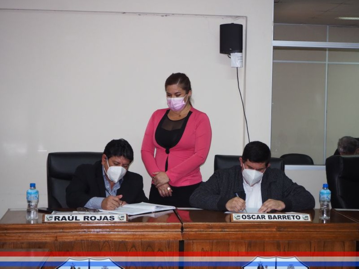 Foto 8 de SESION ORDINARIA DE LA JUNTA MUNICIPAL DE CAPIATA: Notas Recibidas, Nota Remitida y Expedientes Dictaminados