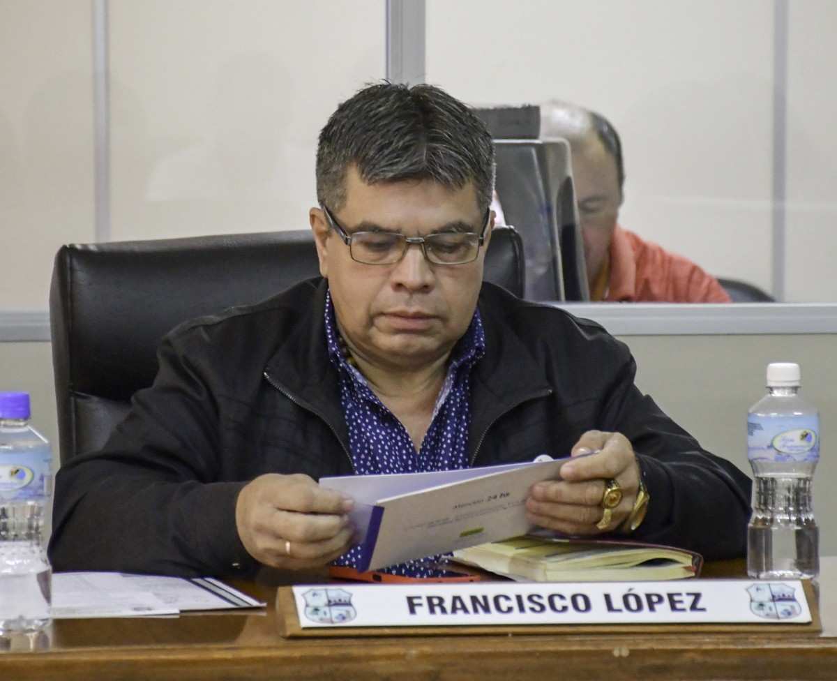 Foto 2 de SESION ORDINARIA DE LA JUNTA MUNICIPAL DE CAPIATA: Notas Recibidas, Nota Remitida y Expedientes Dictaminados